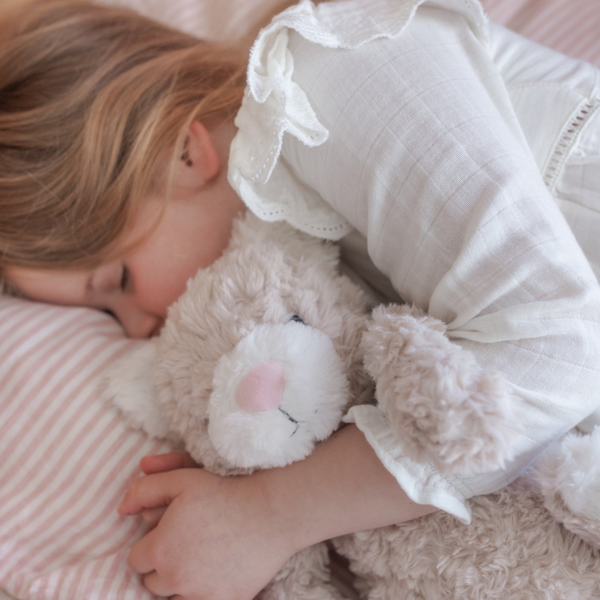 「鎂」，是讓身體學會關機並好好休息的重要礦物質